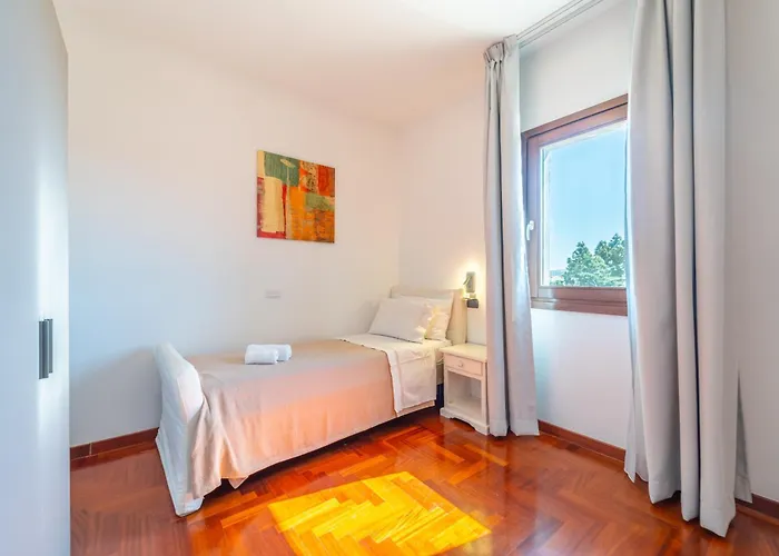 Garden Park אולביה